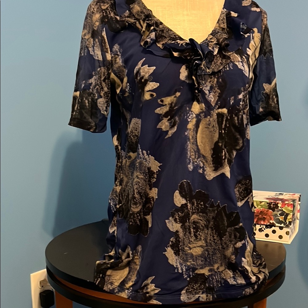 DKNY Jeans Floral Short Sleeve Ruffled V-neck Blouse, Size M